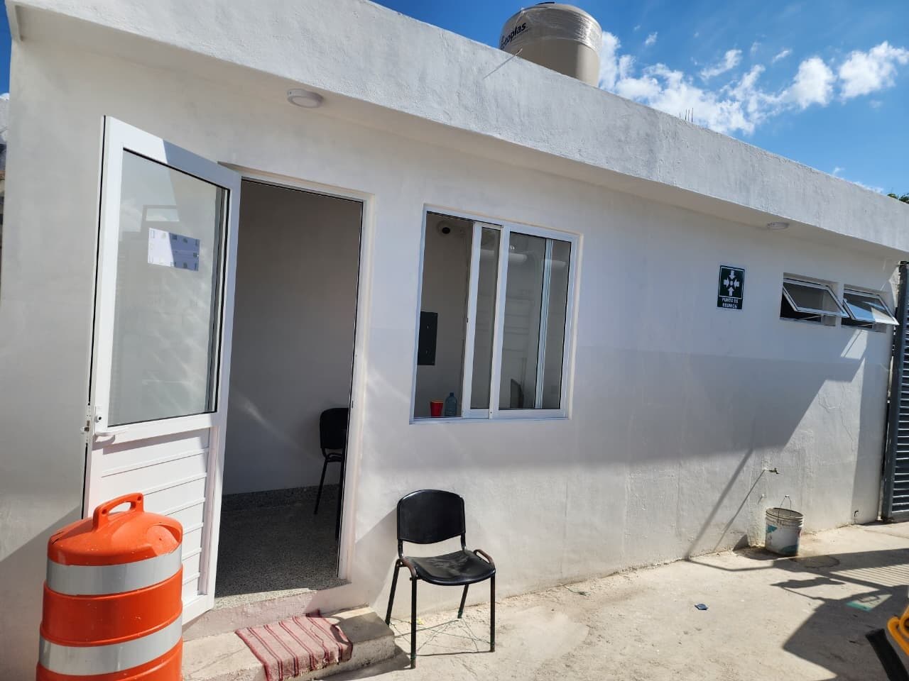 Baños y Vestidores MSA Campeche — 3